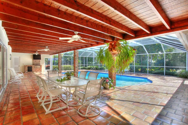 piscina terraza cubierta - idea ultramoderna