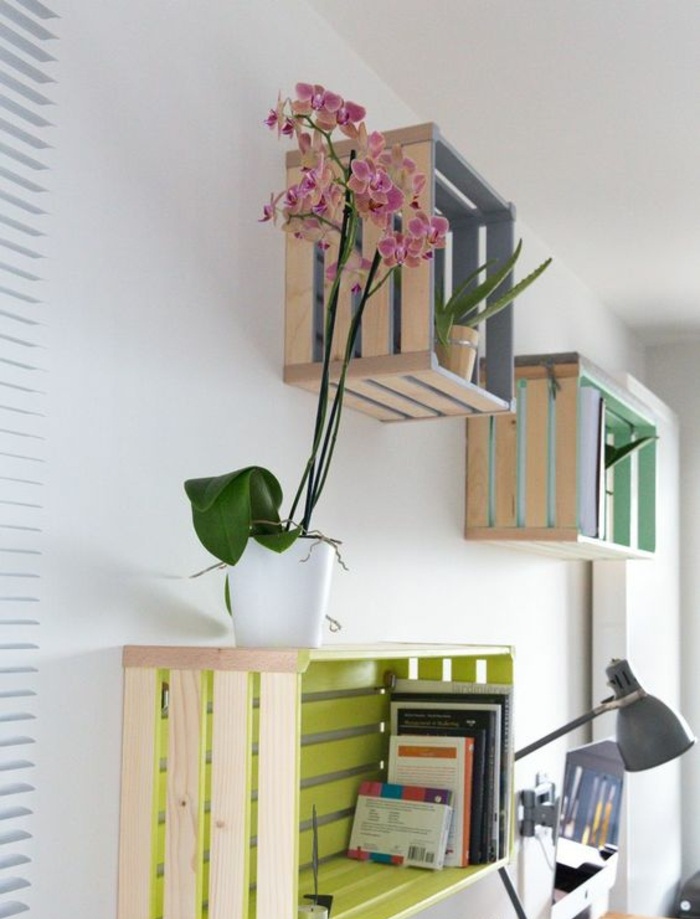 14-pared estante de madera-vino caja-en-colorido-color-planta-baja de la lámpara-libros-Arbeitszimmer