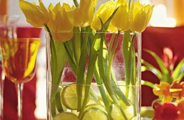 Tischdeko tulipanes
