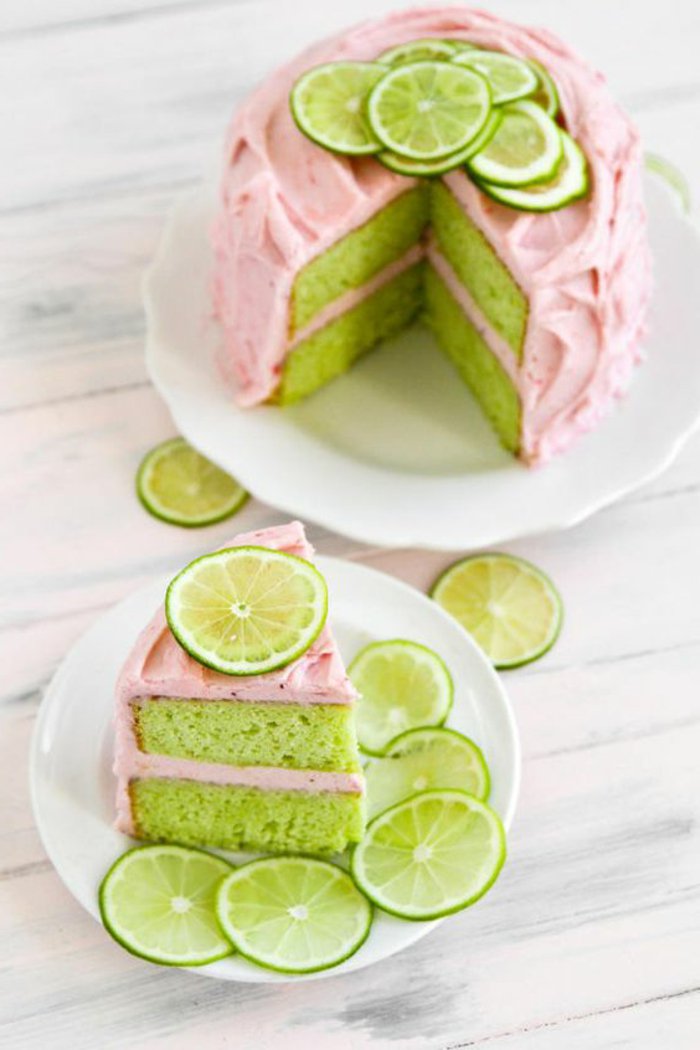 4. Színes Születésnapi torta Lime-és rózsaszín máz