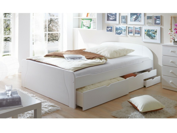 bračni krevet-bijela