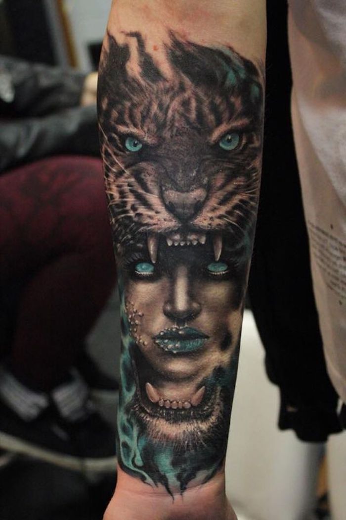 tigris fej tetoválás, kék szem, nő, kar tetoválás