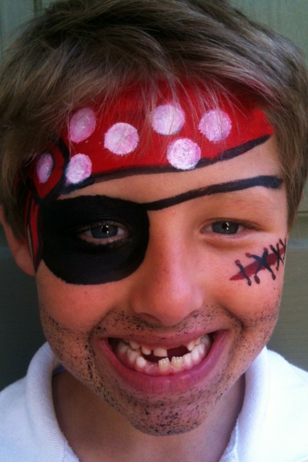 maquillage pirate créatif - photo drôle