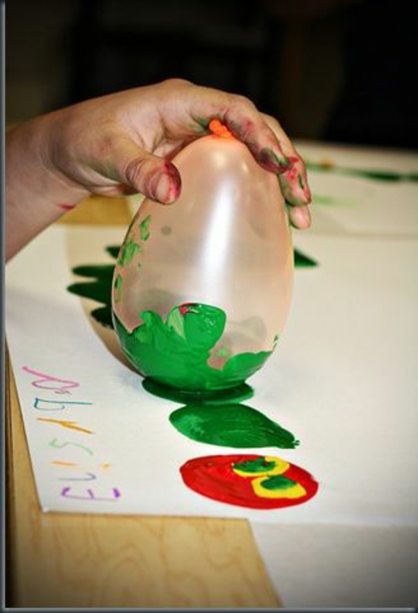 ideas de arte para el jardín de infantes - pintado con un balon - idea creativa