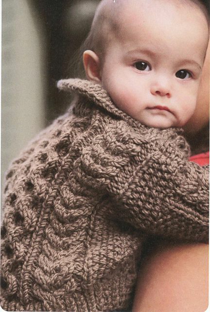 Bebé suéter de punto, muy robusto y caliente