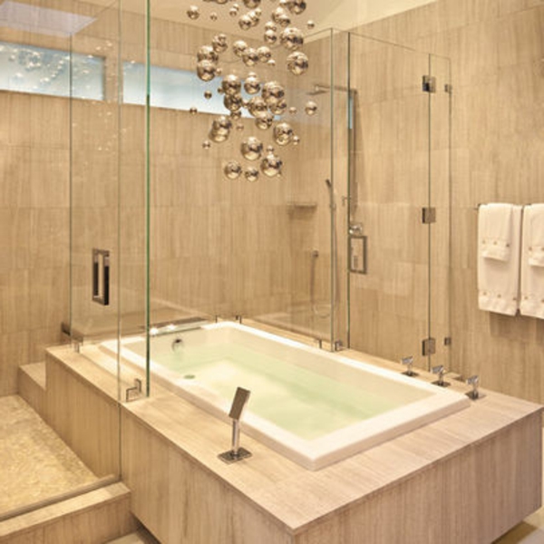 maravilloso baño con baño integrado ducha de lujo