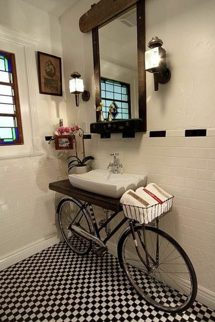 Fürdőszoba ötletek vintage Kerékpár törülközők állnak