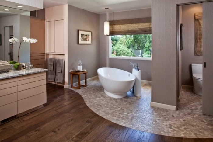 За баня стени-без-керемиден подова мозайка и ламинат-интересна комбинация-