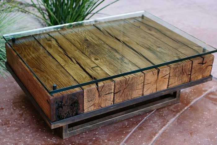 tabla-propio-acumulación de cristal de centro superior de la madera