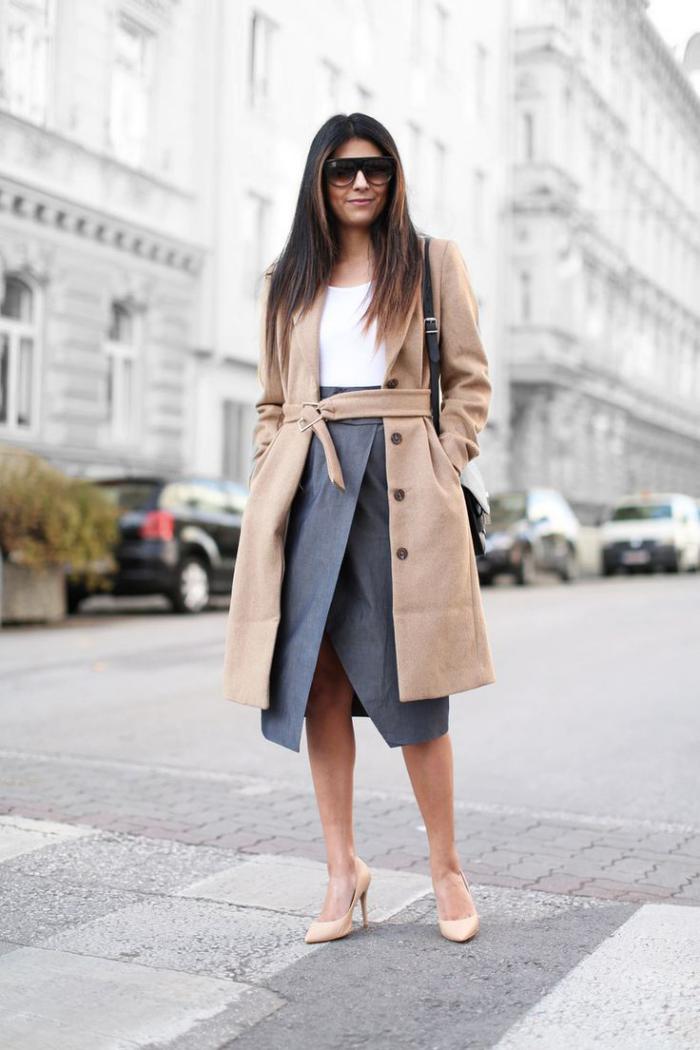 女装外套焦糖色灰色岩石鞋高跟鞋优雅的外观