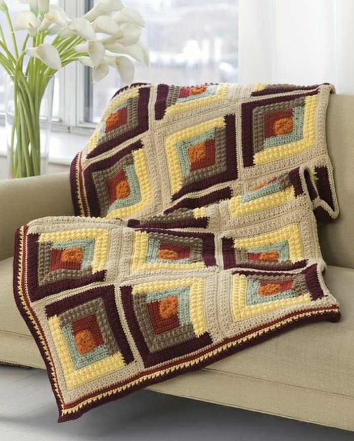 Techo crochet-bastante-elegante-on-the-sofá-por-flores-redimensionado