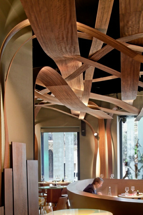 Дизайн тавана от-ресторант-spain-