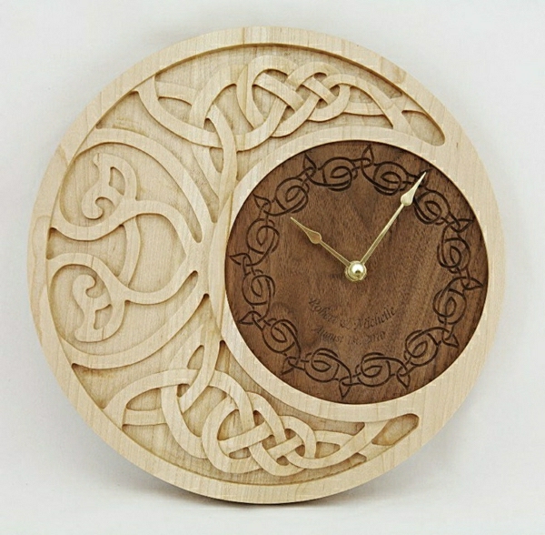 Dizajner zidni sat napravljen od drva-u-originalnim-Wanddeko