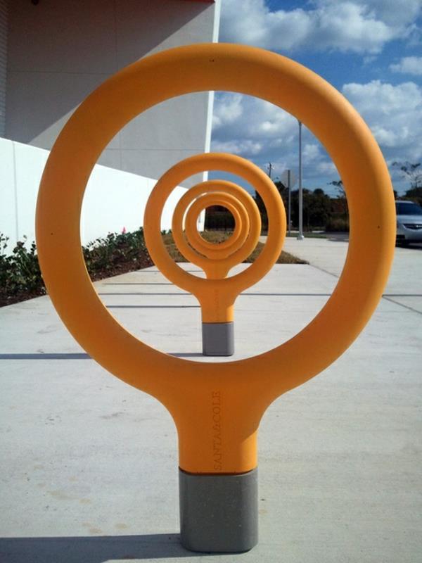 Bicikl Stand-u zanimljiv oblik-u-Orange