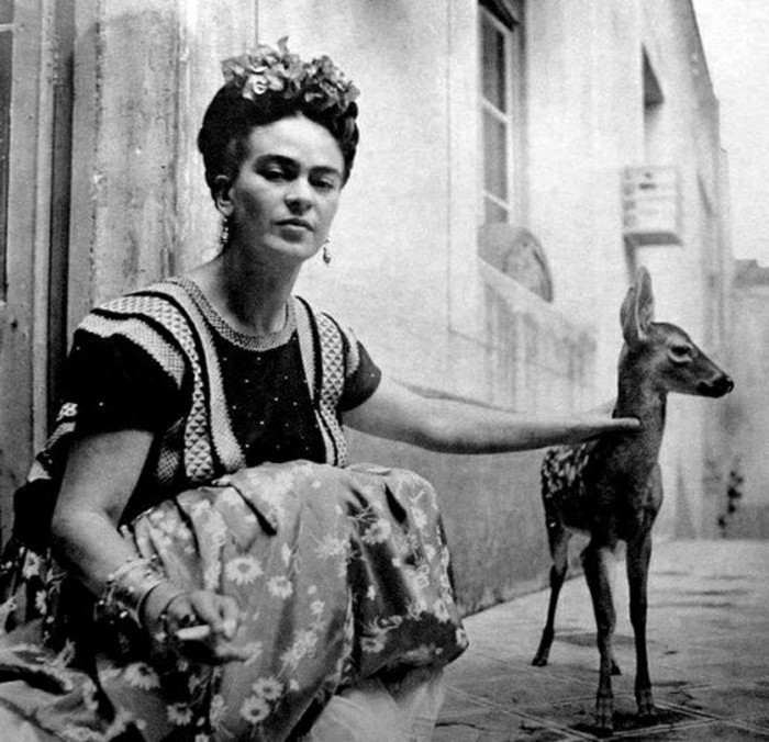 Frida Kahlo Granizo-Nickolas Muray-1939-eksoottisen lemmikkieläimet-the-Reh