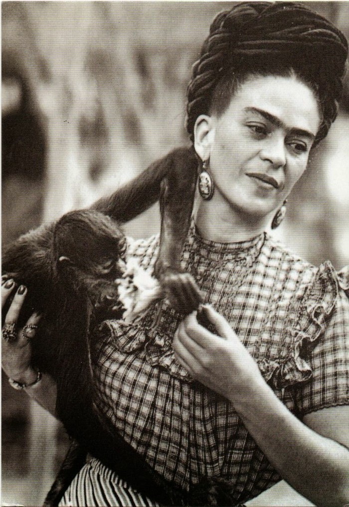 Frida Khlo eksoottisesta-lemmikit-Affe2