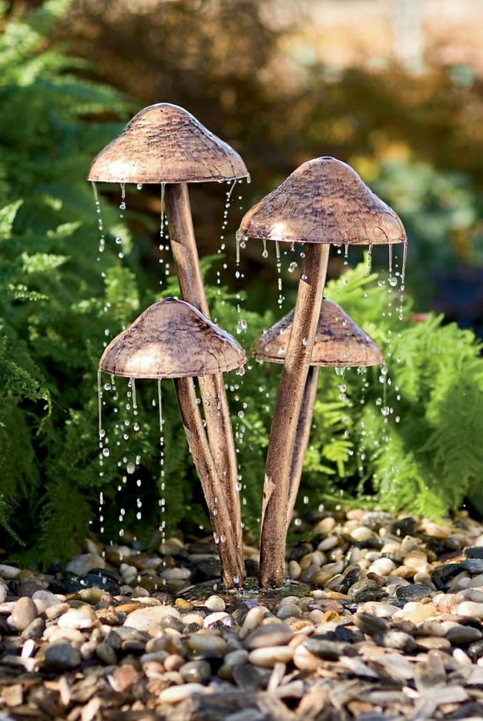 Vrt fontane ukrasne kamenje oblik bilja gljive
