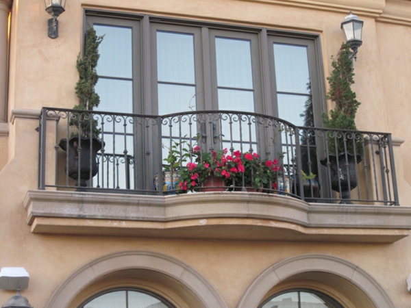 Ograda za balkon-divno dizajna