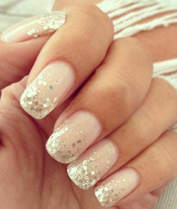 couleur nature ongles gel brillant d'or