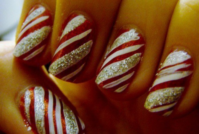 Uñas de Gel-navidad-blanco-rojo-oro