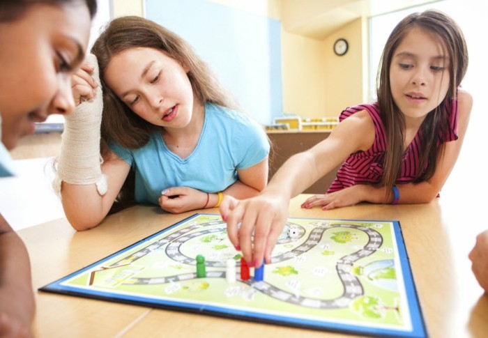 Настолни игри-и-подходящ за деца