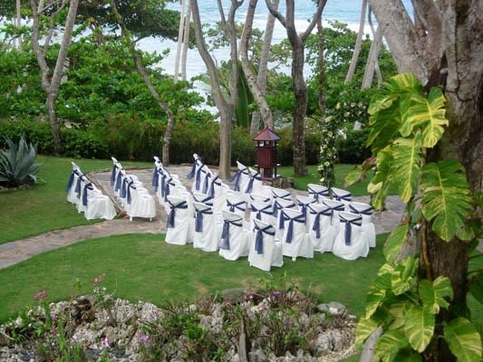 शादी-बगीचे पर रचनात्मक डिजाइन