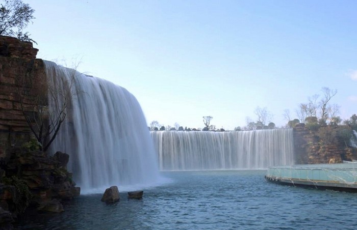 Taustakuva Waterfall kahden künschliche Falls