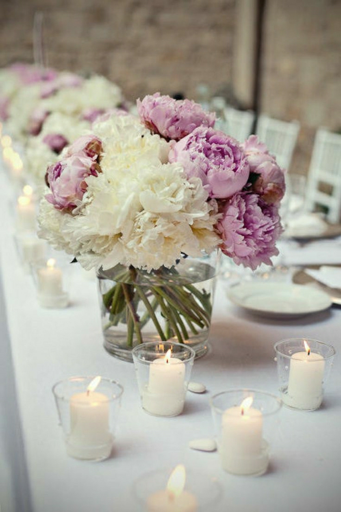 Сватба на маса декорация на цветя