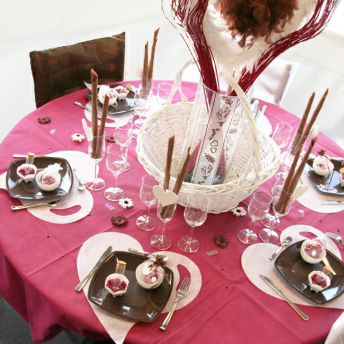 Сватба маса украса-сърце-розово-покривка за маса