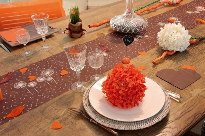 Сватба маса декорация-оранжево-кафяво