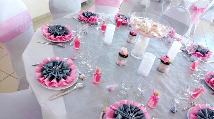 Сватба маса декорация-кръгла розова
