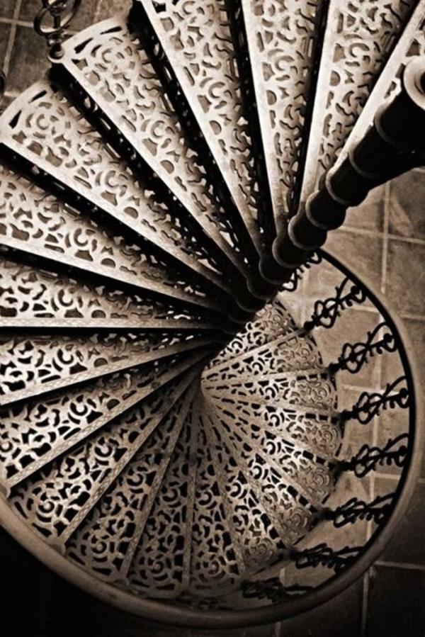 Escalera interna-antiguo-a-fascinantes escaleras de diseño del pañal