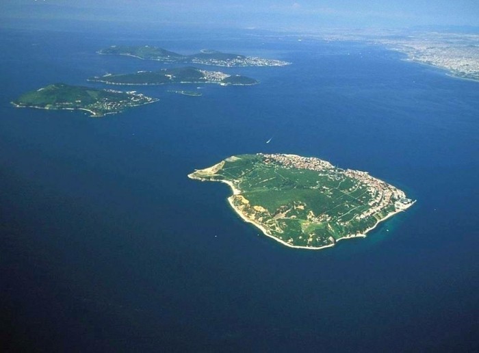 इस्तांबुल स्थलों-राजकुमार द्वीप