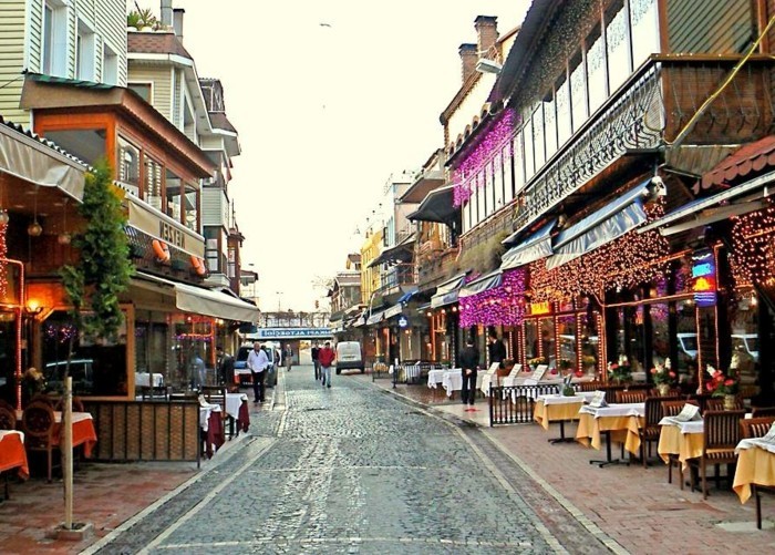इस्तांबुल में आकर्षण और-सड़कों