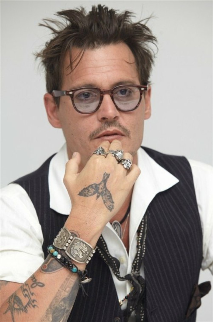 Johnny Depp mnogi tetovaža ideje