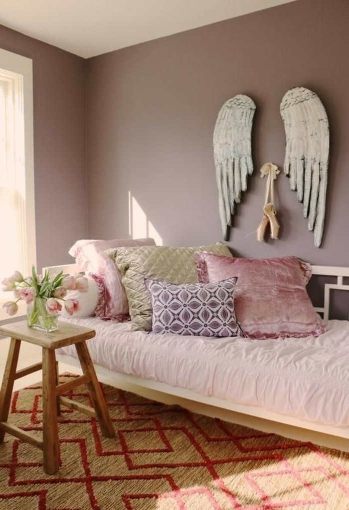 غرفة نوم الشباب أرقام كما هو والأجنحة من بين الملائكة