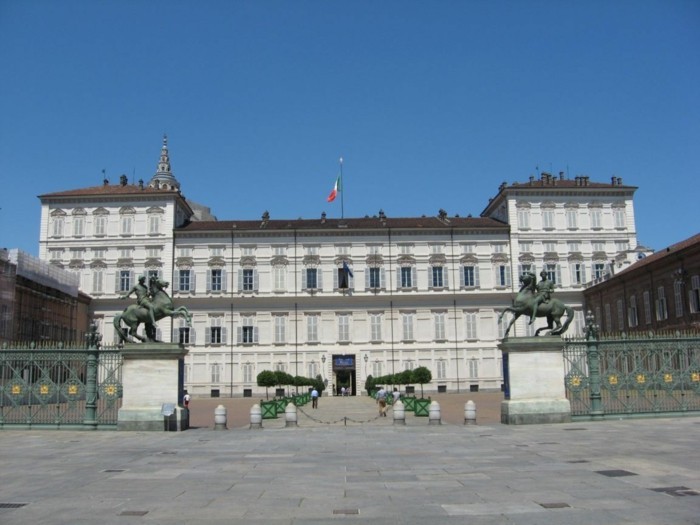 Kraljevska palača Torino-Italija-arhitektura-i-art-barokni