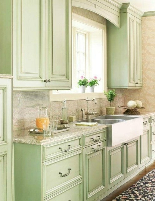 Кухненски дизайн-с-ретро мебели в зелената идея