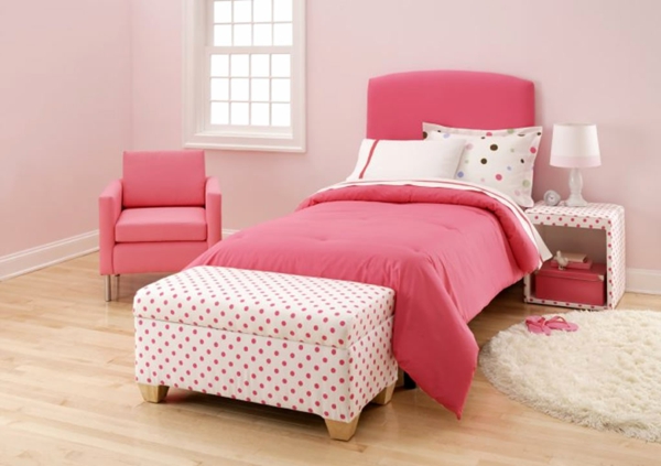 Dječji ružičasta spavaća soba