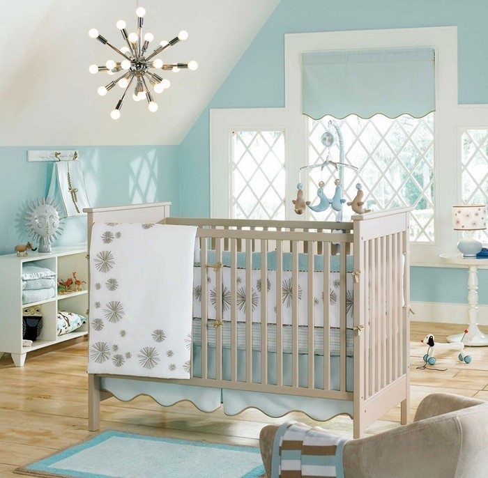 Направи разсадници бебе стая в синьо и бяло