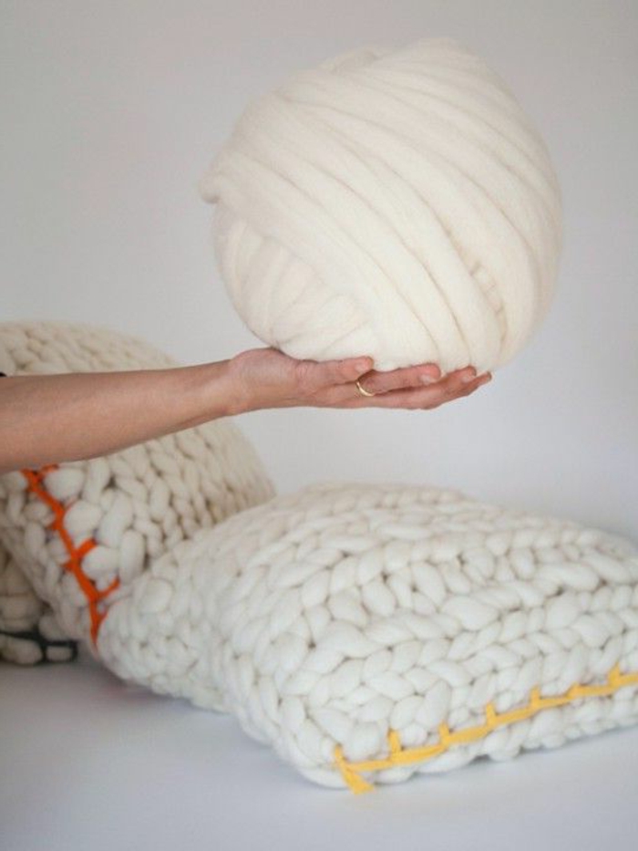 Almohada idea de tejer fácil de bricolaje