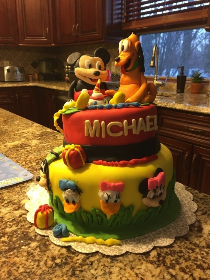 Cupcakes gyerekeknek születésnapot Disney motívumokkal