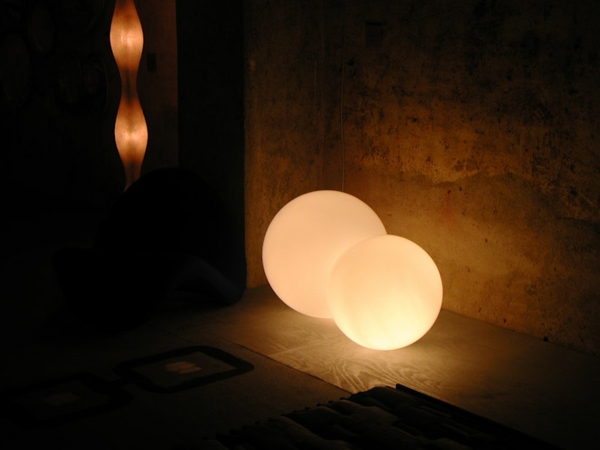 Globe лампи LED светлини етаж идея