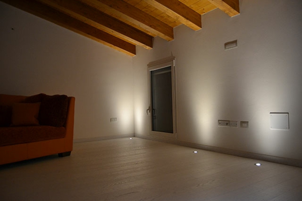 الطابق أدى أضواء التصميم الداخلي غرفة المعيشة