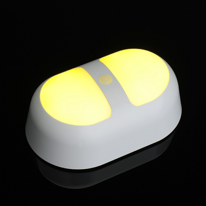 LED-lamppu, jossa on liike-kuin-kenkä-näköinen