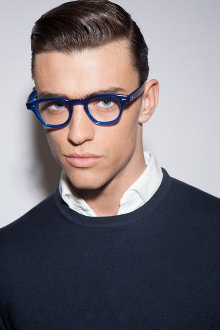 Man kék csípő szemüveg-with-kör alakú
