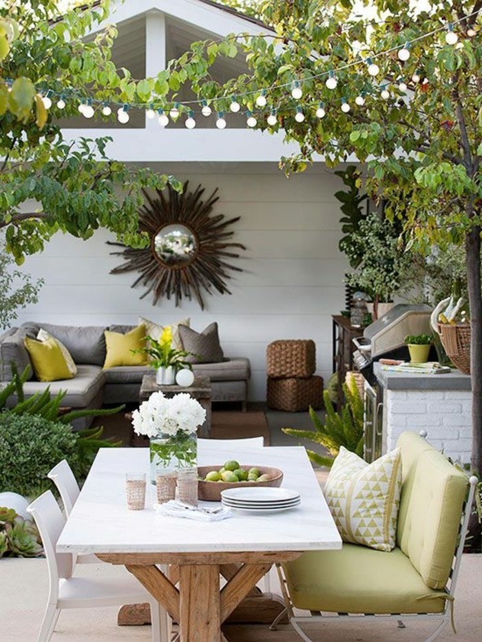 My-красива градина-двор-към-маса за хранене и дневна-мебели
