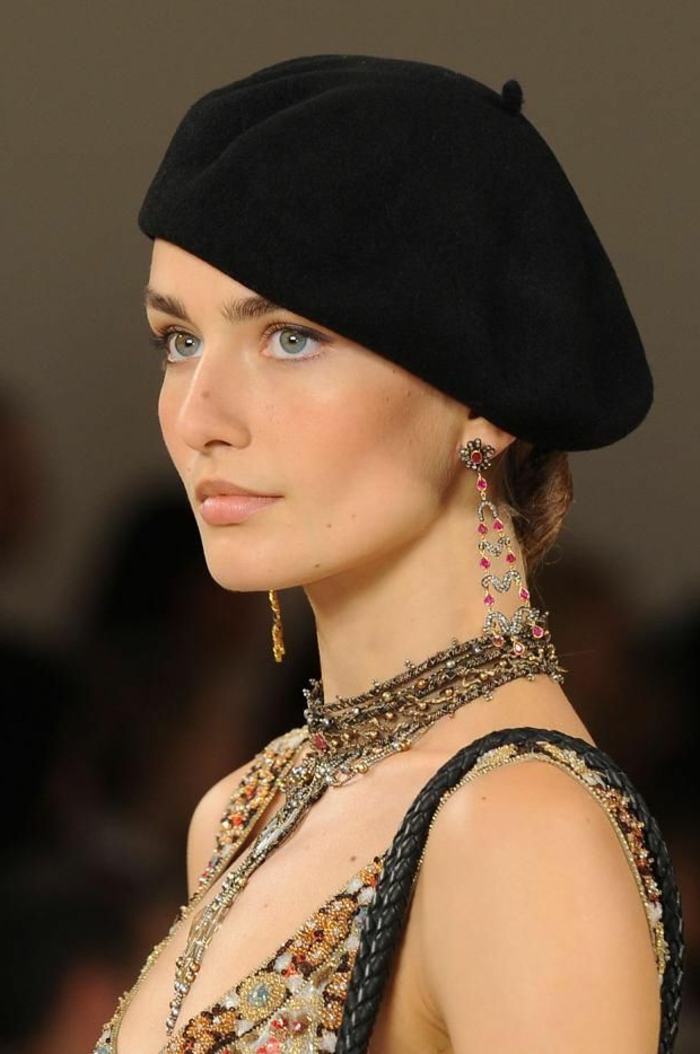 نموذج المجلة المجوهرات قبعة سوداء الفرنسية قبعة الكلاسيكية نموذج