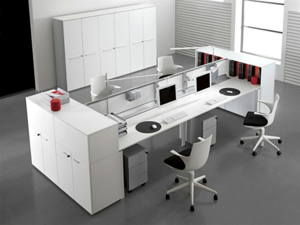 σχεδιαστικό γραφείο - μοντέρνο γραφείο σε λευκό χρώμα