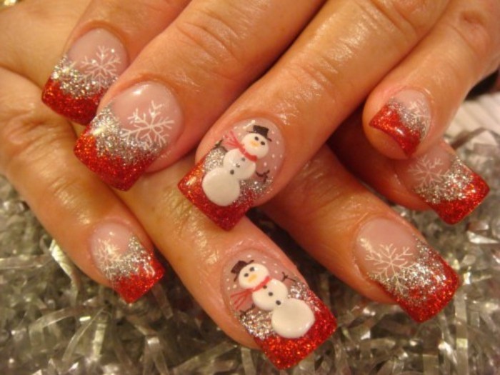 Nail design galerie-Noël avec bonhomme de neige-et-rouge-rench